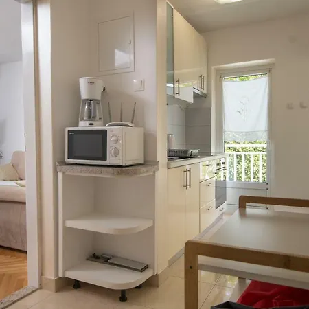 Apartament Ema